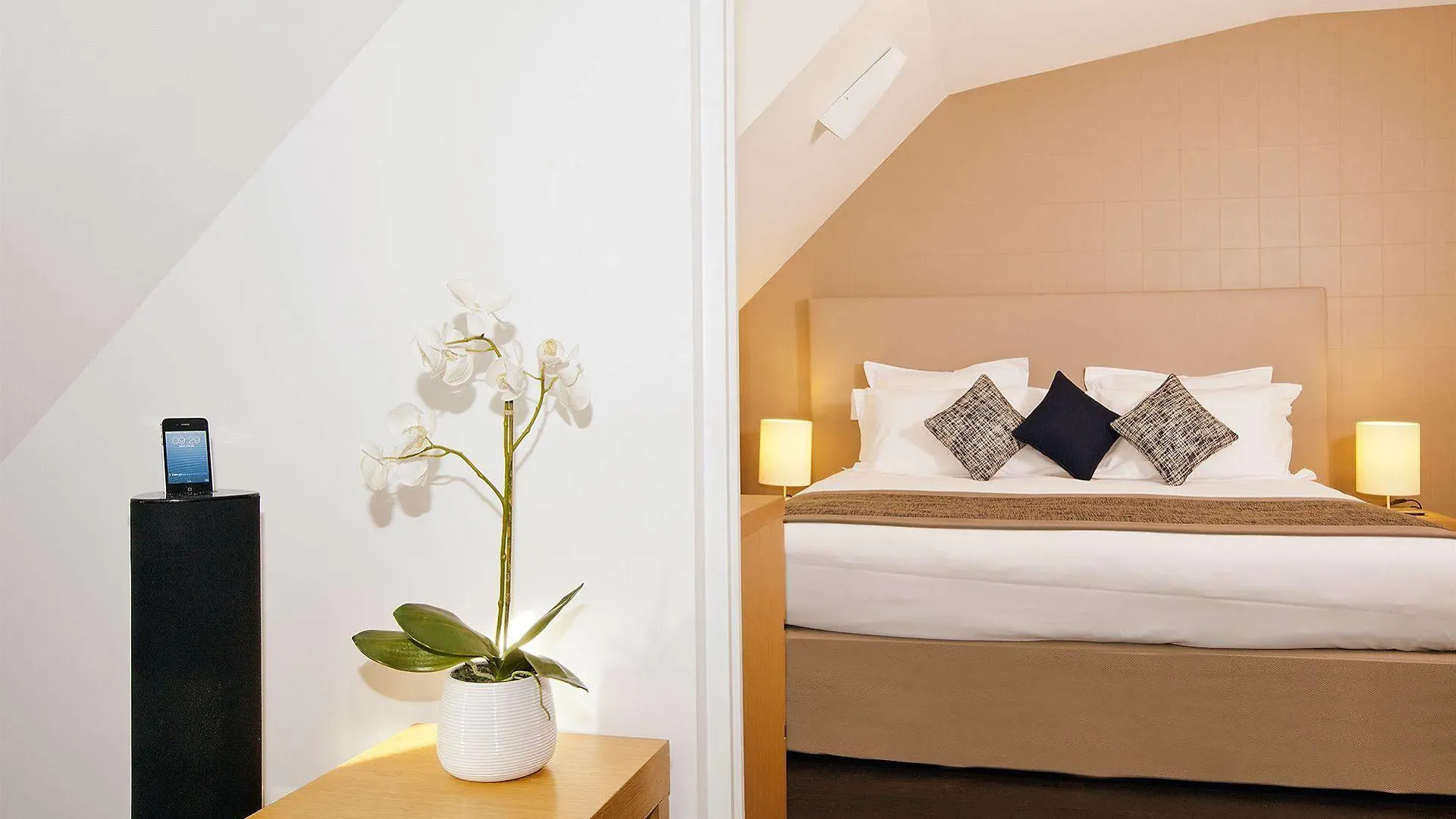 Residhome Paris Opera 4*,